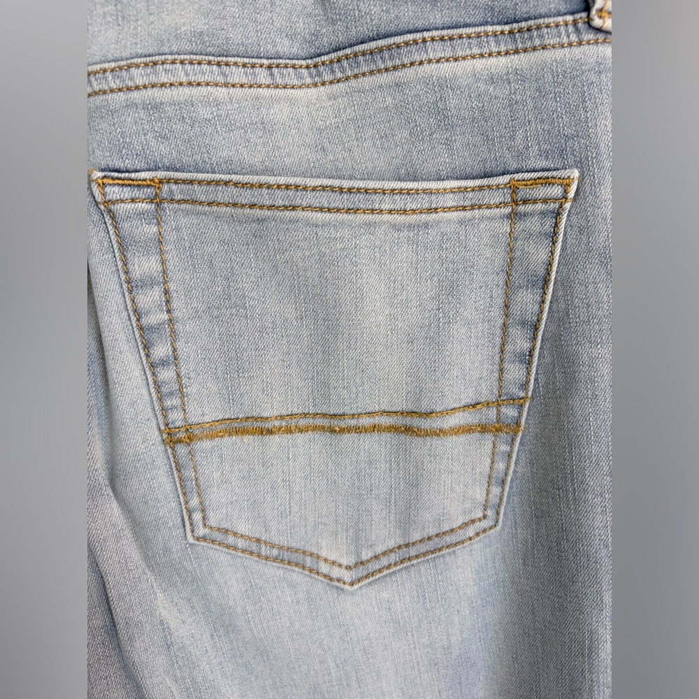 NWT Abercrombie & Fitch Men's Light Blue Distressed Jeans W30L32 - Picture 9 of 9